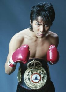32.ONI鬼塚勝也-736×1024