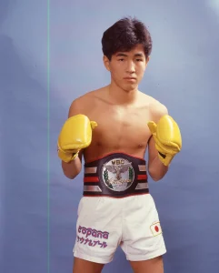 27.井岡弘樹