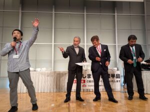 4.渡嘉敷勝男さんはオークション