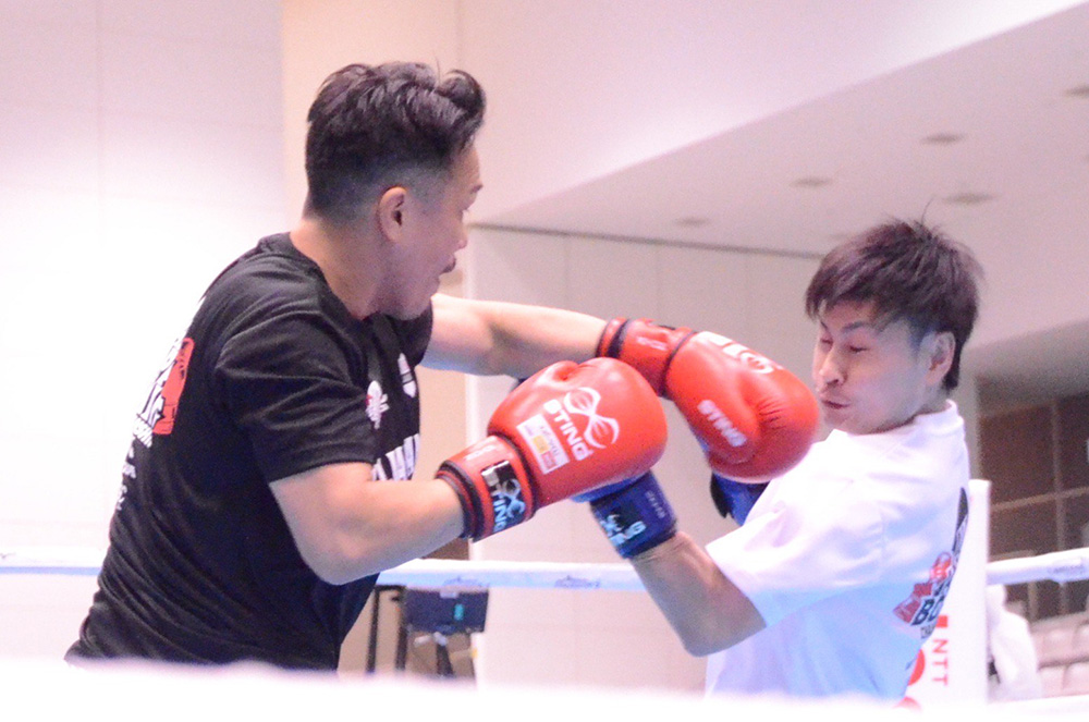 6. 下田昭文んのパンチは当たったか？