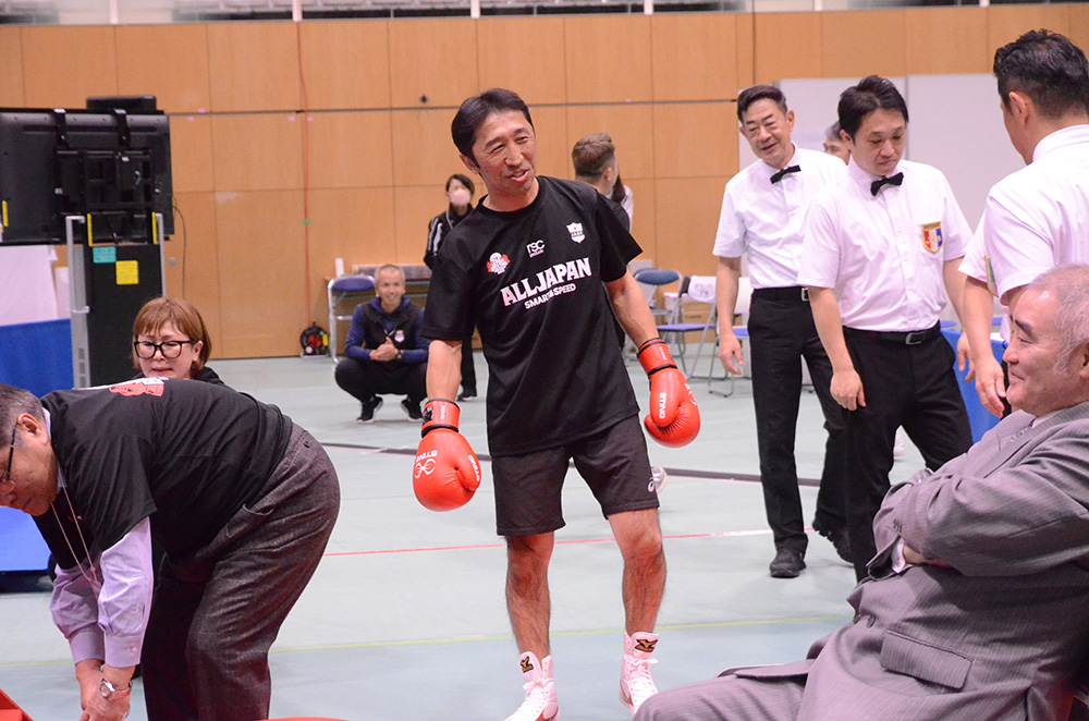 7. 内藤さんと右は浜田チャンピオン会会長