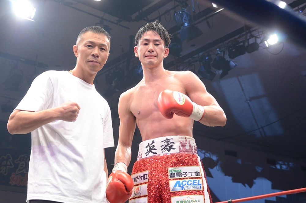 内山高志会長と英豪